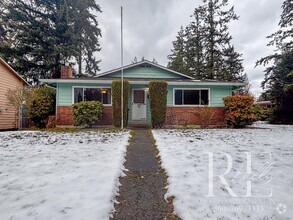 Building Photo - Cozy 3-Bedroom Home in Desirable Poulsbo N...