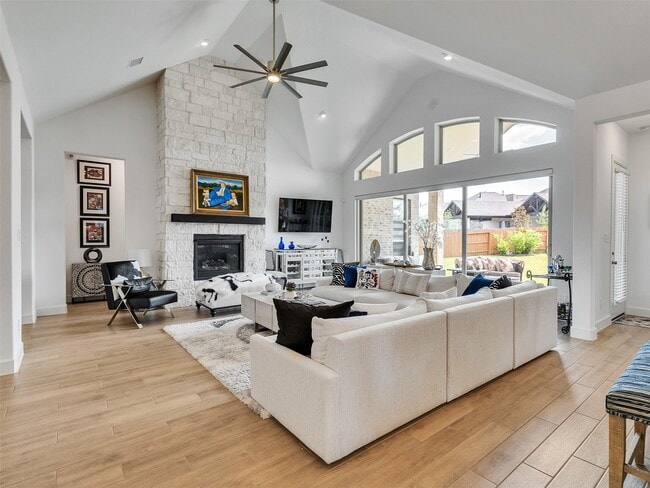 Building Photo - 5422 Farm Hill Way