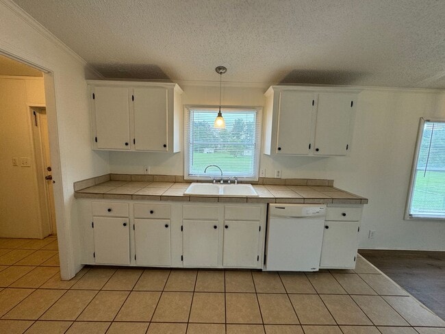 Building Photo - Nice 3/2 Trailer in Shannon- $1,195