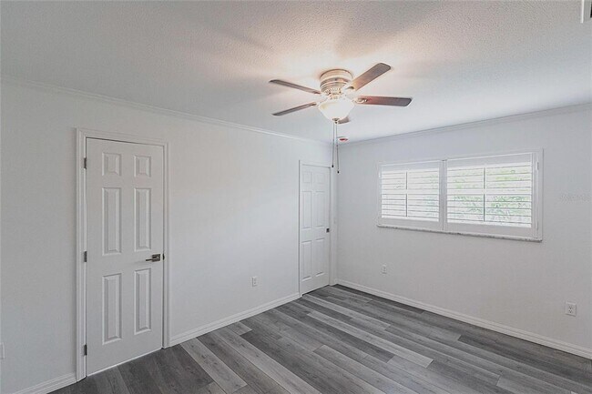 Building Photo - 326 W Grace St