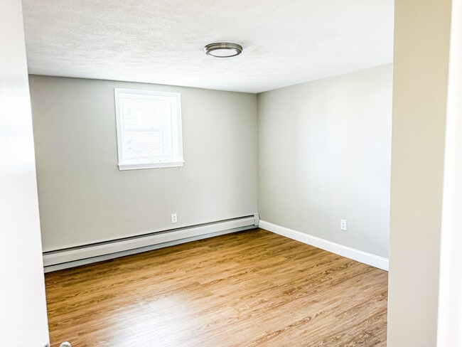 Building Photo - 55 Seagirt Ave