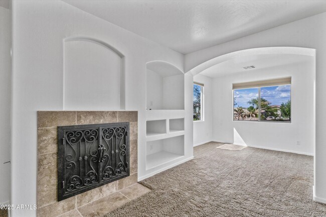 Building Photo - 18330 W Woodrow Ln