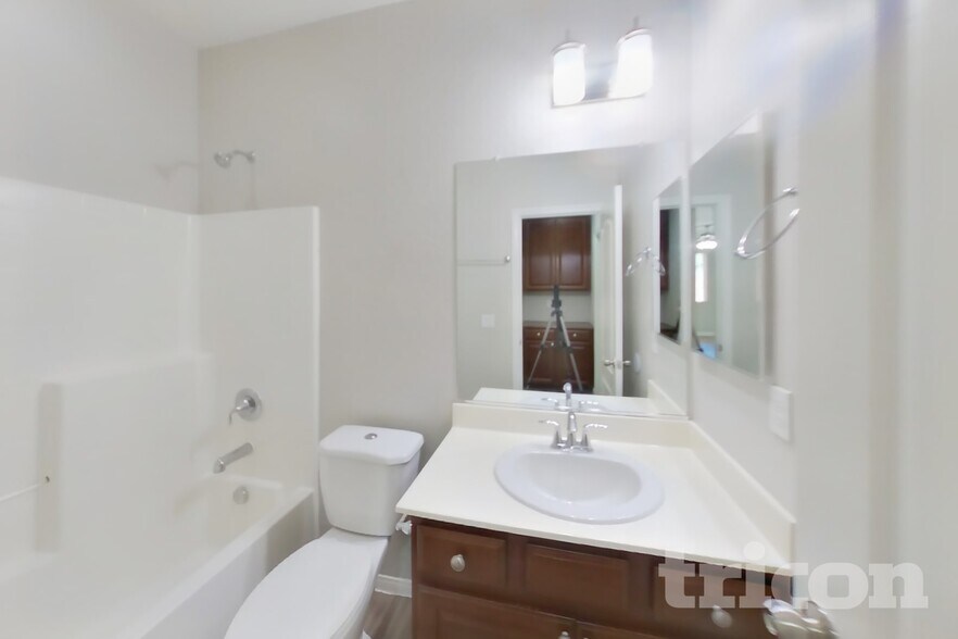 Building Photo - 6410 Jacobville Ct