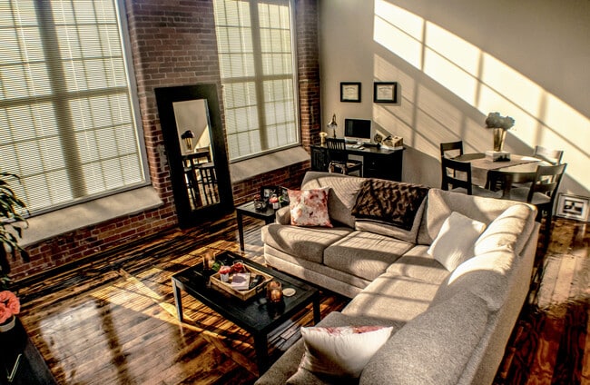 Interior Photo - Victoria Riverside Lofts