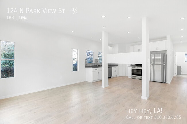 Building Photo - 124 N Park View St