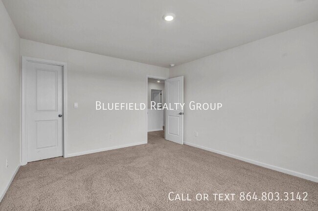 Building Photo - 1313 Chamomile Ct