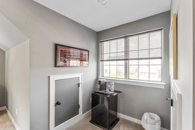 Building Photo - Spotless rental home in the highly sought-after McDaniels neighborhood in College Grove