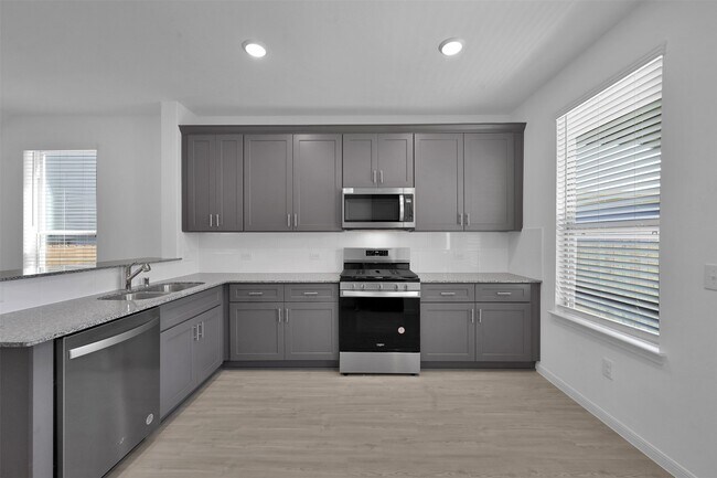 Building Photo - 326 Maple Bark Trl