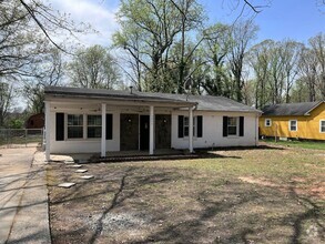 Building Photo - 3625 Flint St