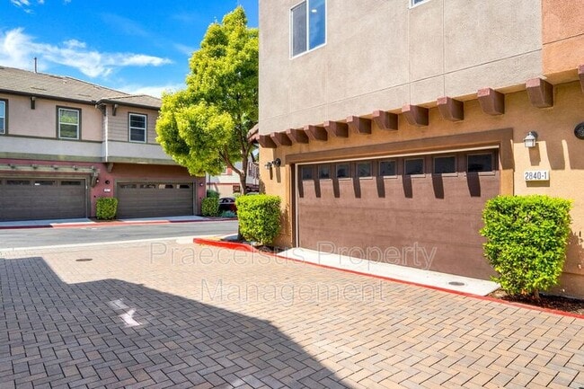 Building Photo - 2840 Athens Rd