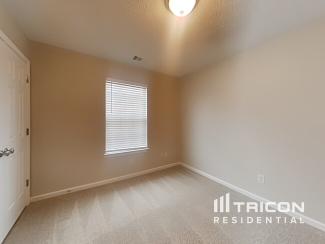 Building Photo - 140 Rankin Cir
