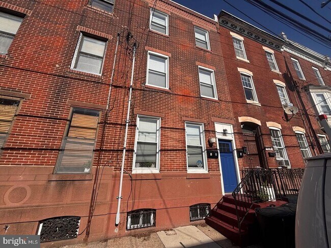 Building Photo - 1220 S 13th St