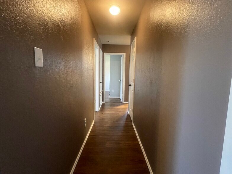 Building Photo - 411 Marquitos Drive