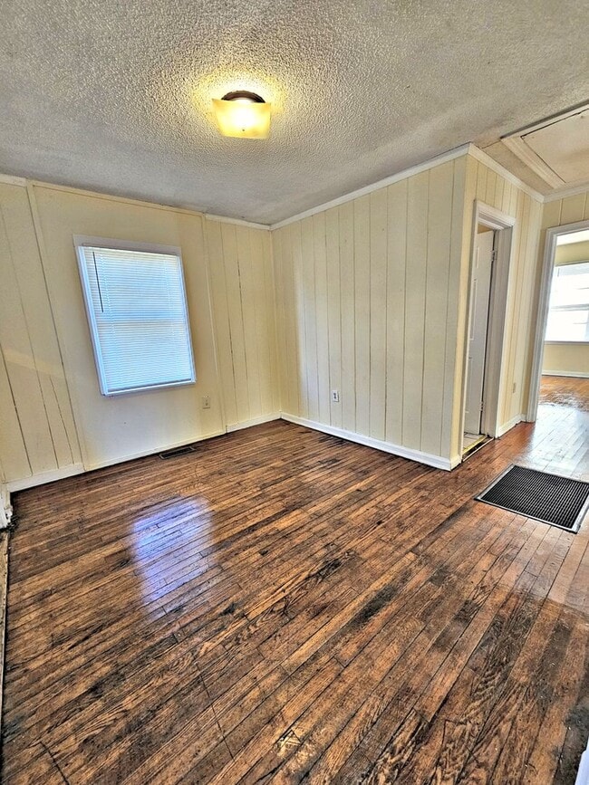 Building Photo - HOUSE FOR RENT - DECATUR NW