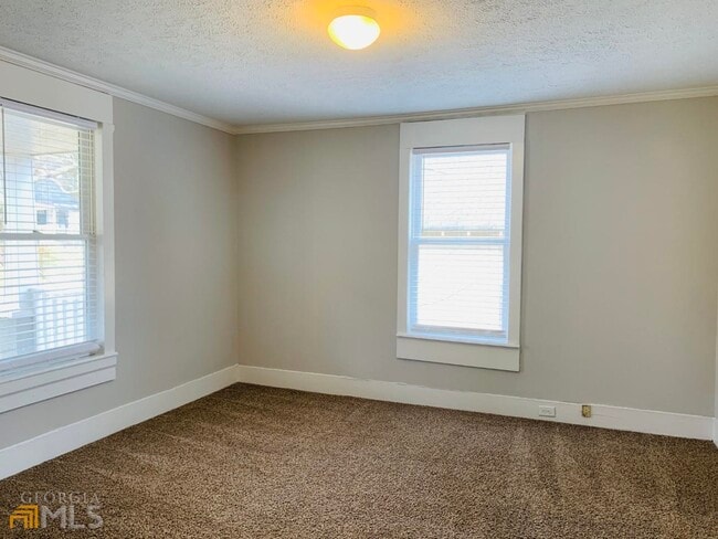 Building Photo - 513 Harwell Ave