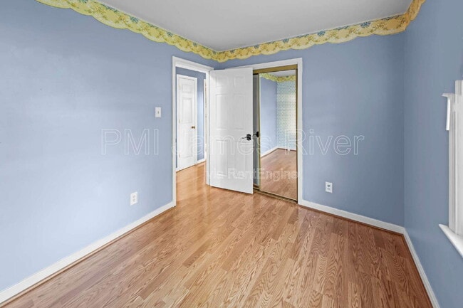 Building Photo - 6866 Sika Ln