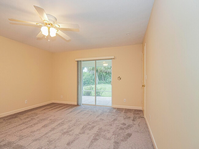 Building Photo - 301 S Wimbrow Dr