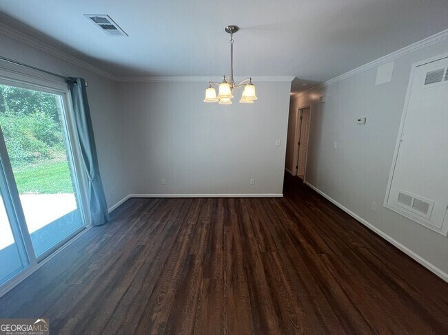Building Photo - 648 Nelby Ct