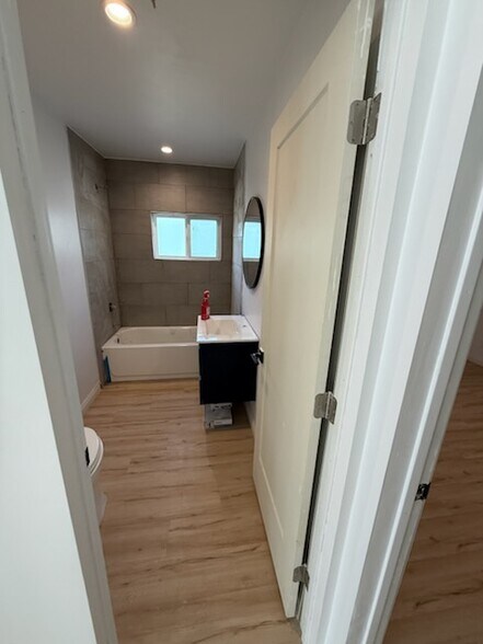 Bathroom - 1833 19th St