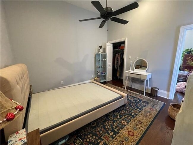 Building Photo - 2932 St Ann