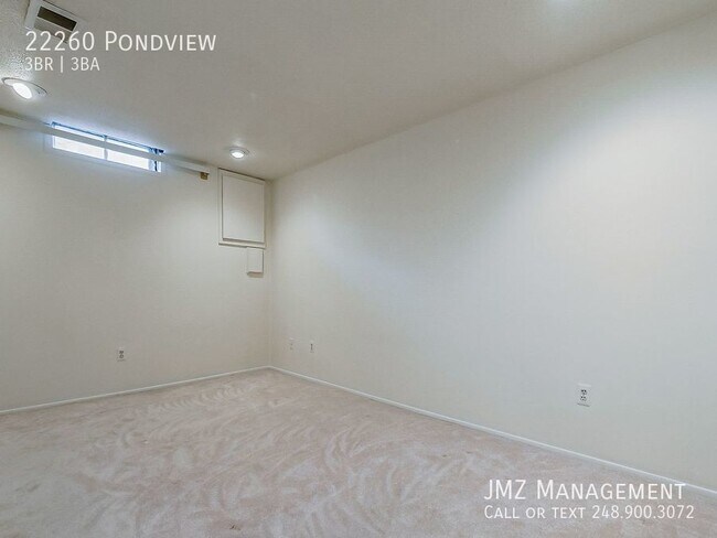 Building Photo - Welcome to this spacious and well-maintain...