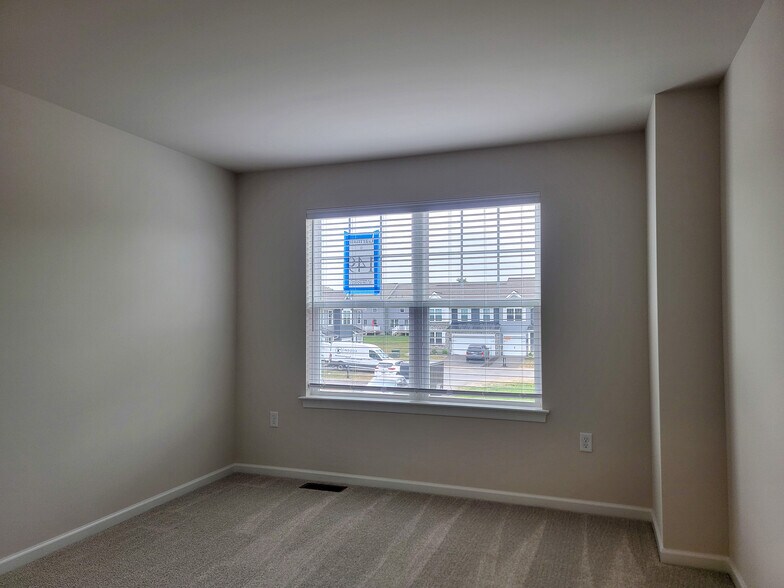 Building Photo - 93 Beech Tree Ct