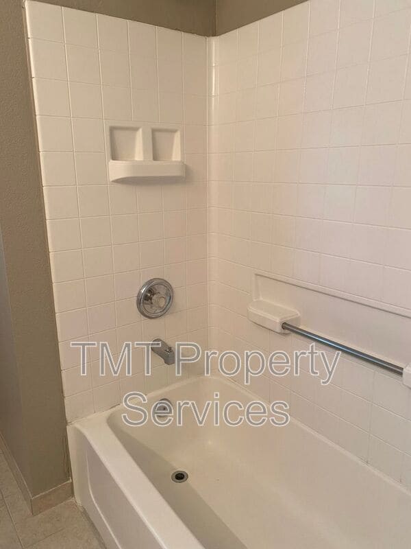 Building Photo - 8966 Forked Creek Way