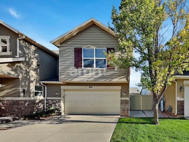 Building Photo - 841 Wilstead Dr
