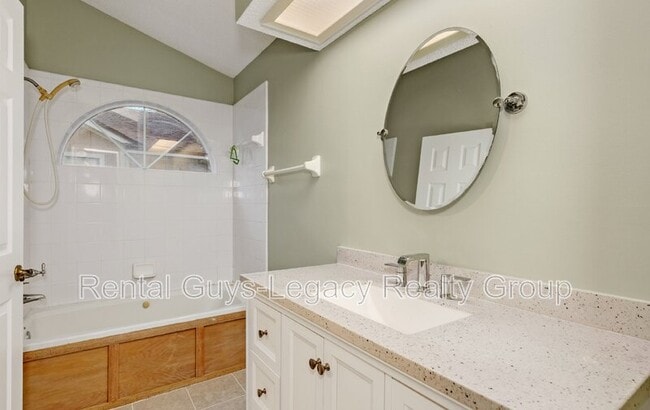 Building Photo - 3861 Karissa Ann Pl E