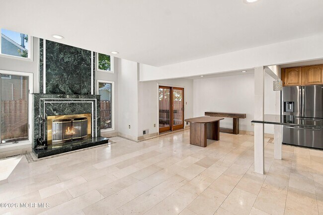 Building Photo - 137 Marina Bay Ct