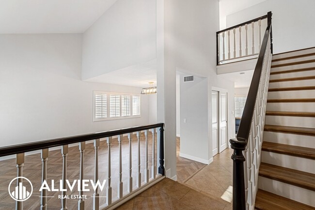 Building Photo - 6351 Glenfox Dr