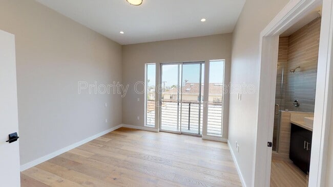 Building Photo - 3135 Hugo St