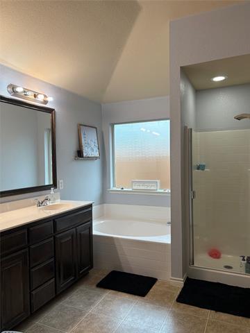 Building Photo - 221 Spring Hollow Dr