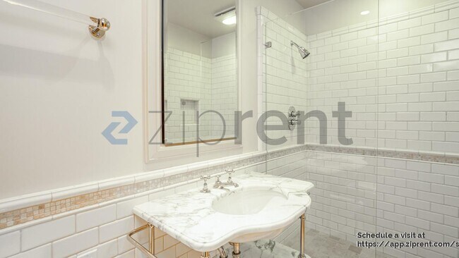 Building Photo - 16000 Greenwood Rd