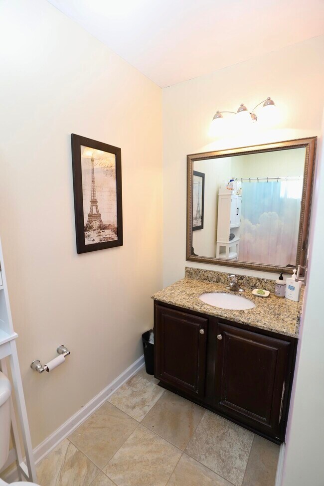 Building Photo - 71 Carina Ln