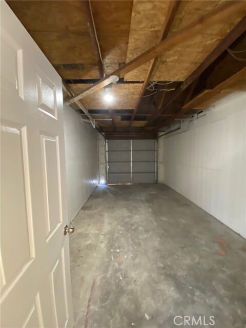 Building Photo - 16001 Green Hill Dr