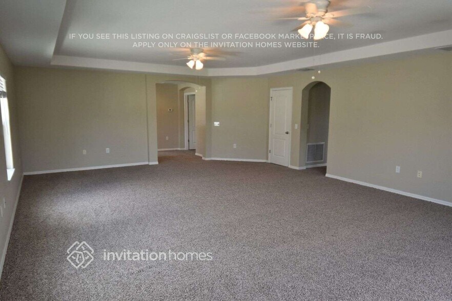 Building Photo - 11535 Weston Course Loop