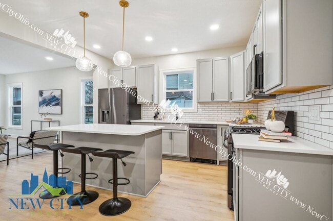 Building Photo - 2025 NEW YEAR'S SPECIAL! No App Fee and $100 Gift Card! 3 Bed, 2.5 Bath Newly Built Home In Frank...