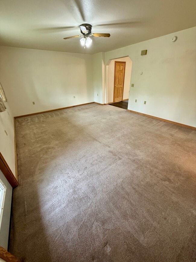 Building Photo - 2586 Stellar Way