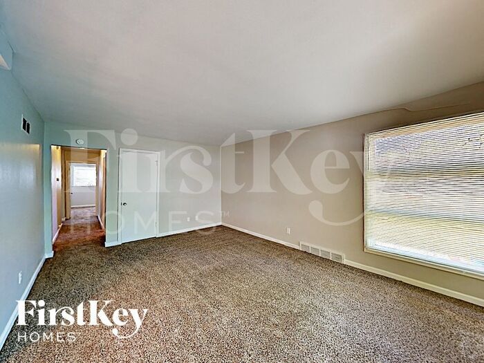 Building Photo - 945 S Lafayette St