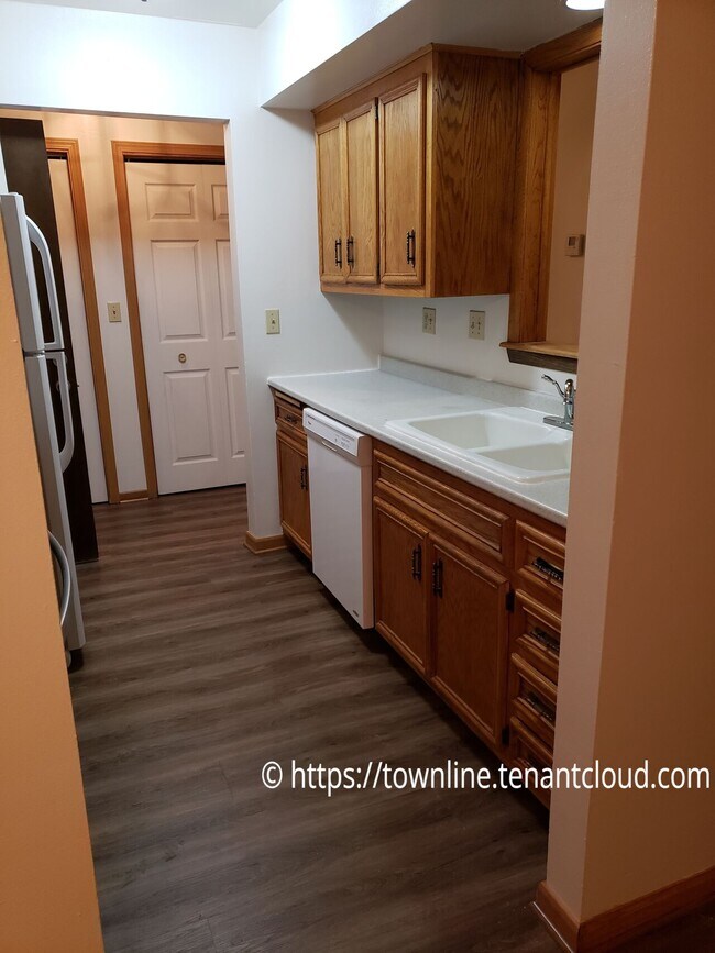 Building Photo - 1314 Camden Way