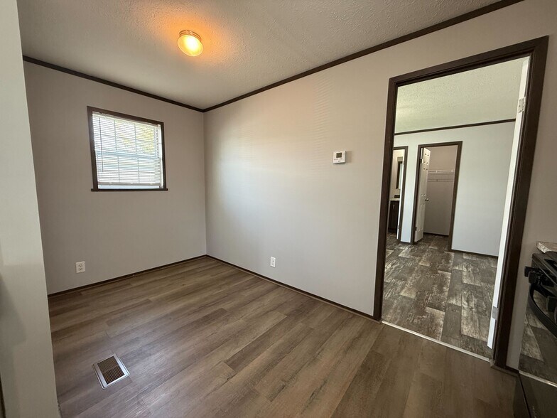 Building Photo - 11796 Cascade Cir