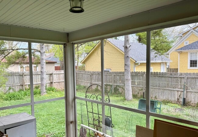 Building Photo - 8 N Harrison St