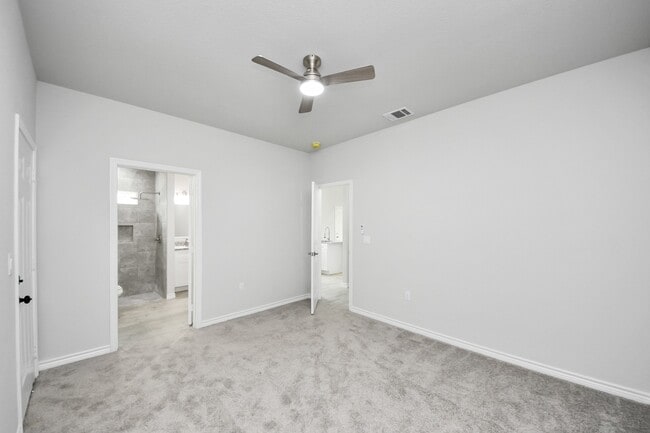 Building Photo - 382 Rd 5704