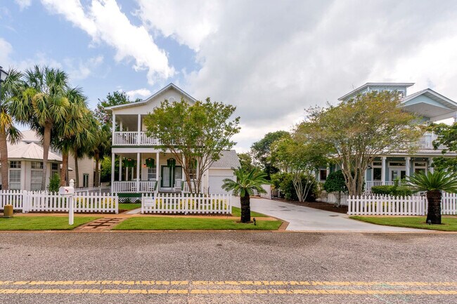 Building Photo - 4465 Clipper Cove