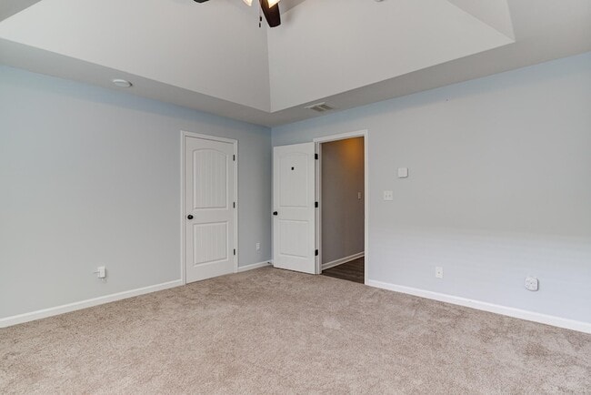 Building Photo - 8764 Brunswick Forest Dr