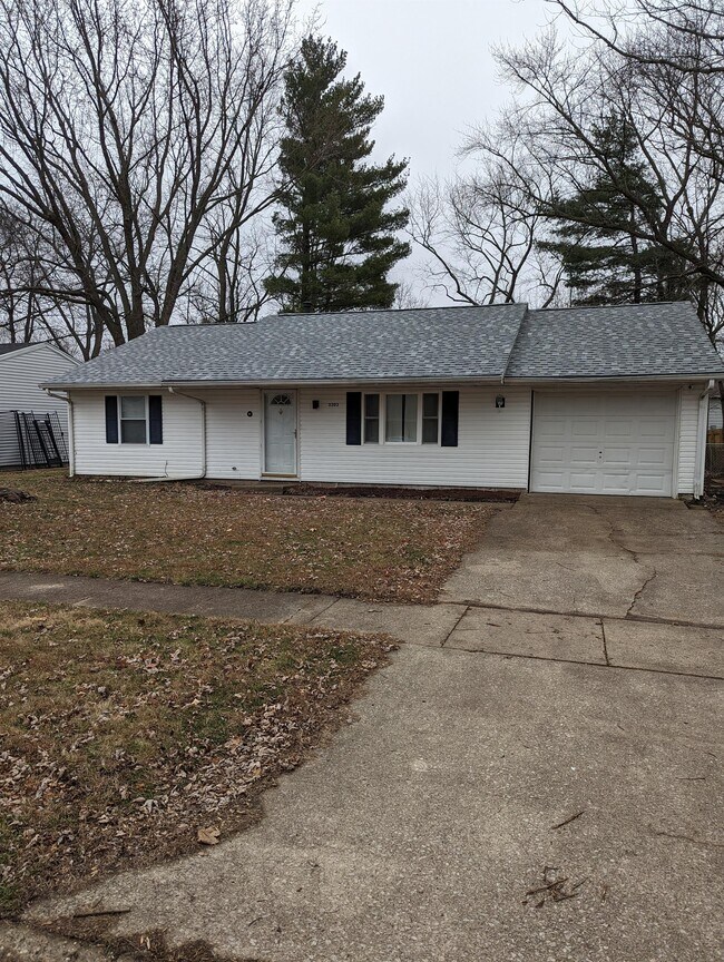 Primary Photo - 3303 Sylvan Dr