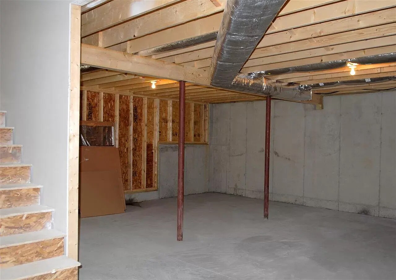 Building Photo - 61 Webster St