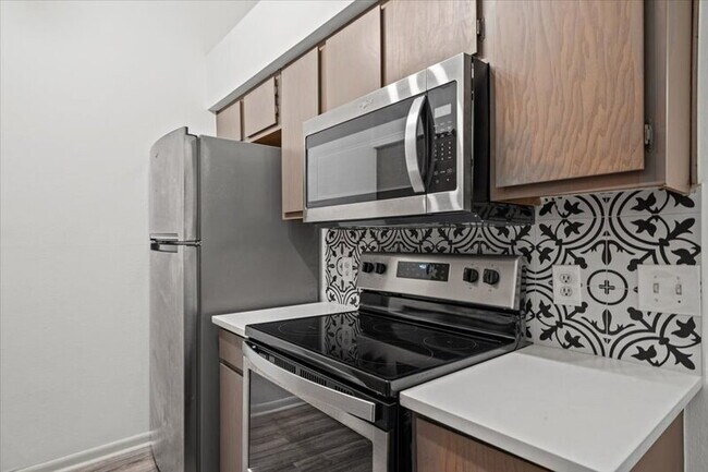 Building Photo - 1705 Crossing Pl