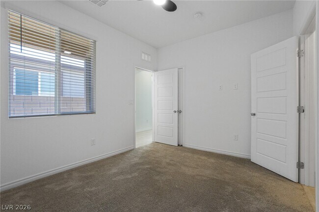 Building Photo - 9770 Redwood Cascade St